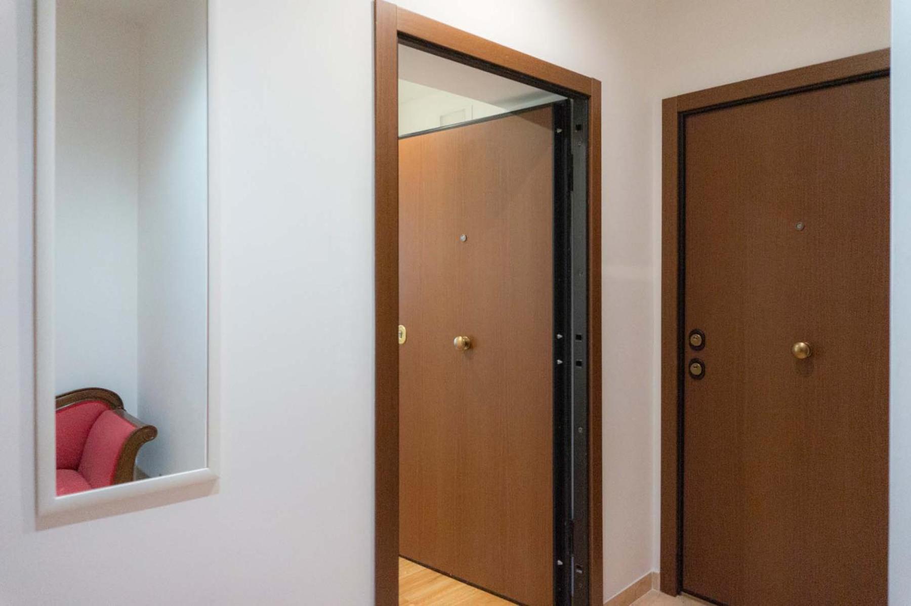 Colosseum Cosy Apartment Close To Metro Rom Exteriör bild